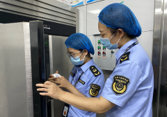 <b>全力保障！洛阳加强假期食物平安监管</b>